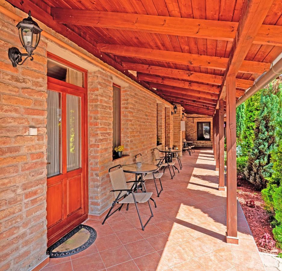 Varazsko Apartman Jula Exterior foto